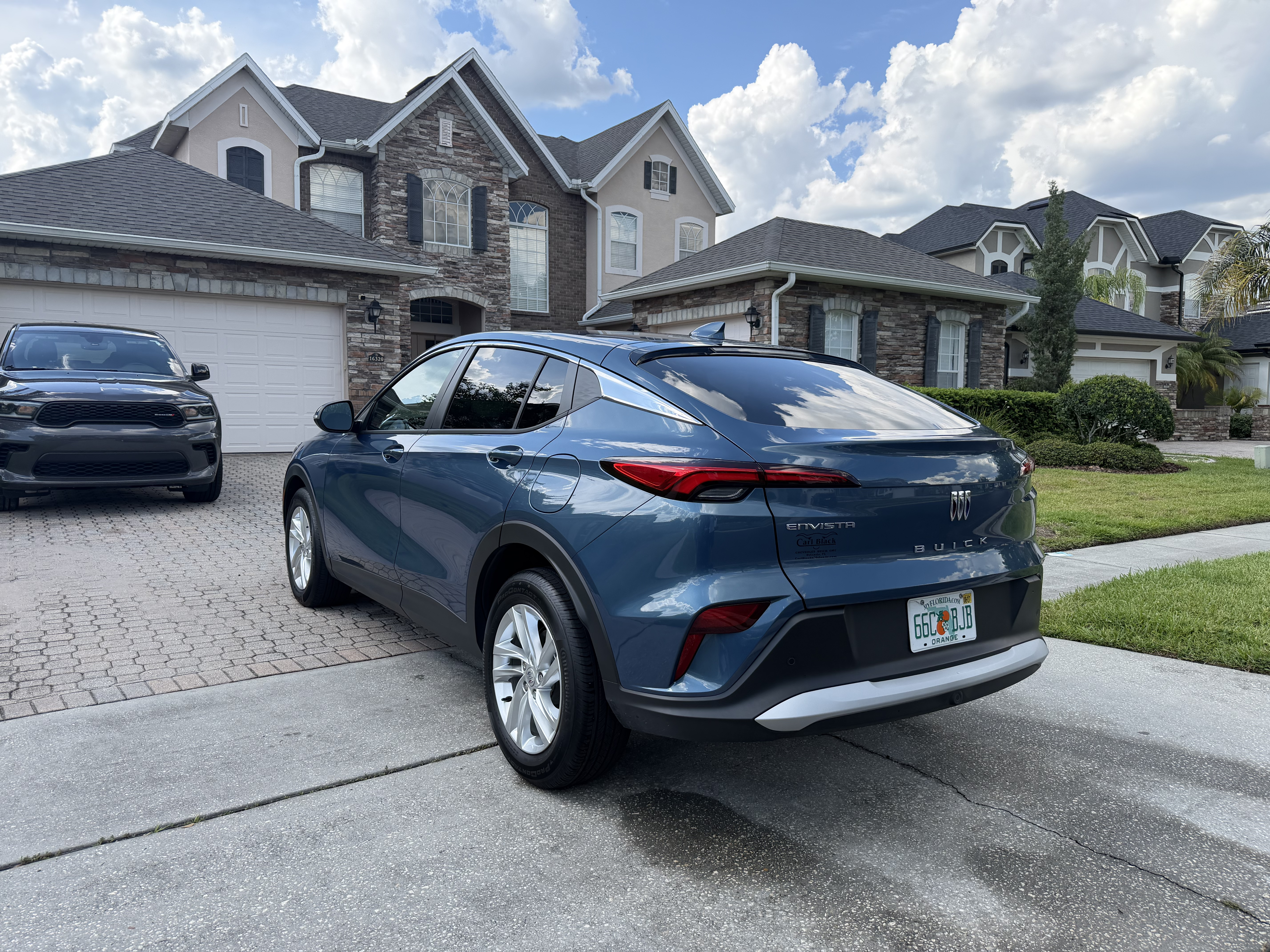 Feature vehicle